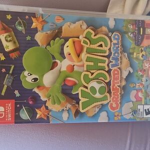 Nintendo Green Yoshi's Crafted World Video Game